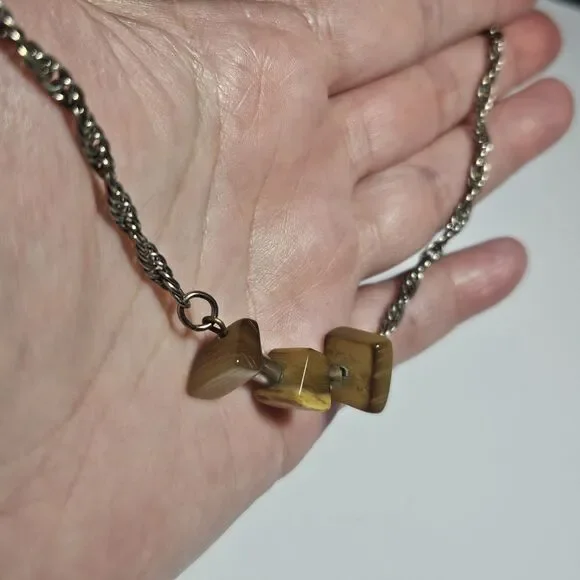 Silver Tone Twisted Chain With Tiger's Eye Necklace 18" - Picture 4 of 14